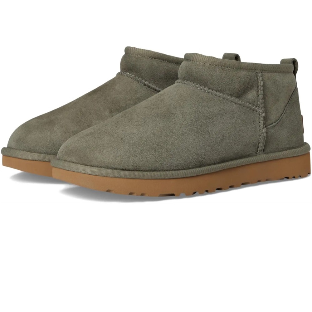 UGG® Classic Ultra Mini Boot - Moss Green BNIB Sz 9